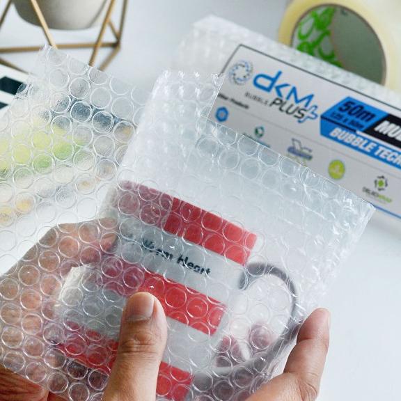 

PLASTIK BUBBLE WRAP BENING TEBAL 125CM X 50M / BUBBLE WRAP DKM PLUS