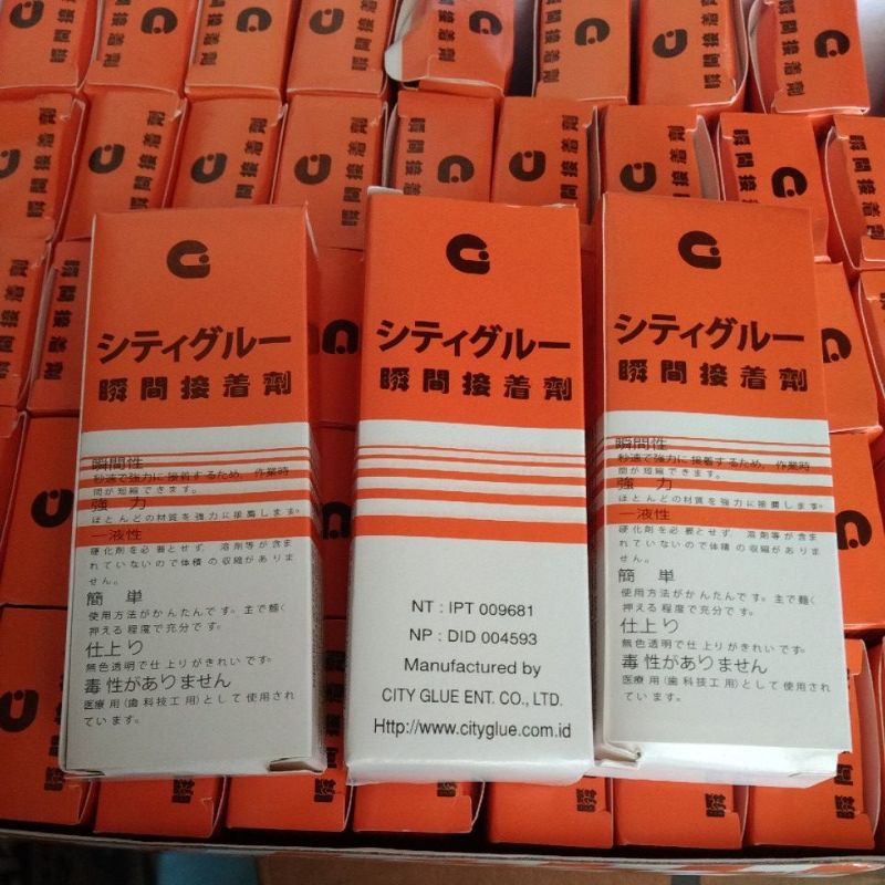 

Lem Korea cair di kota pontianak