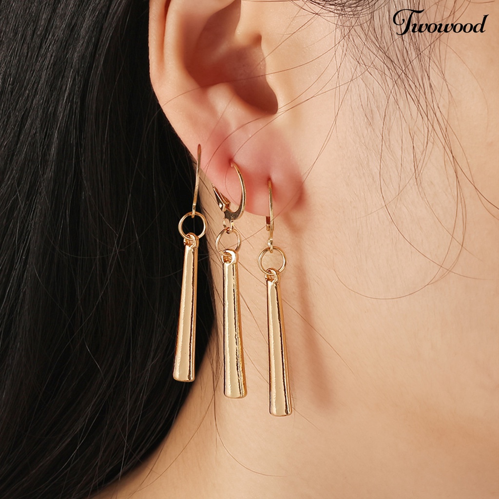 1 Set Anting Kait Gantung Warna Solid Bahan Alloy Tahan Lama Untuk Wanita