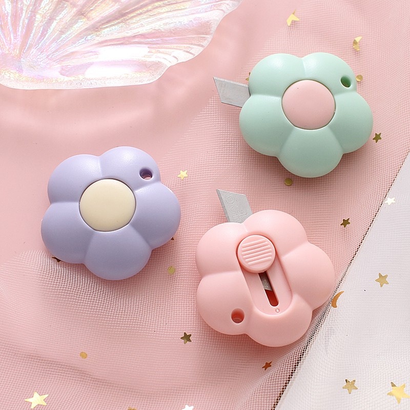 Cutter Mini Flower Pastel Untuk Unboxing Silet Kecil Import