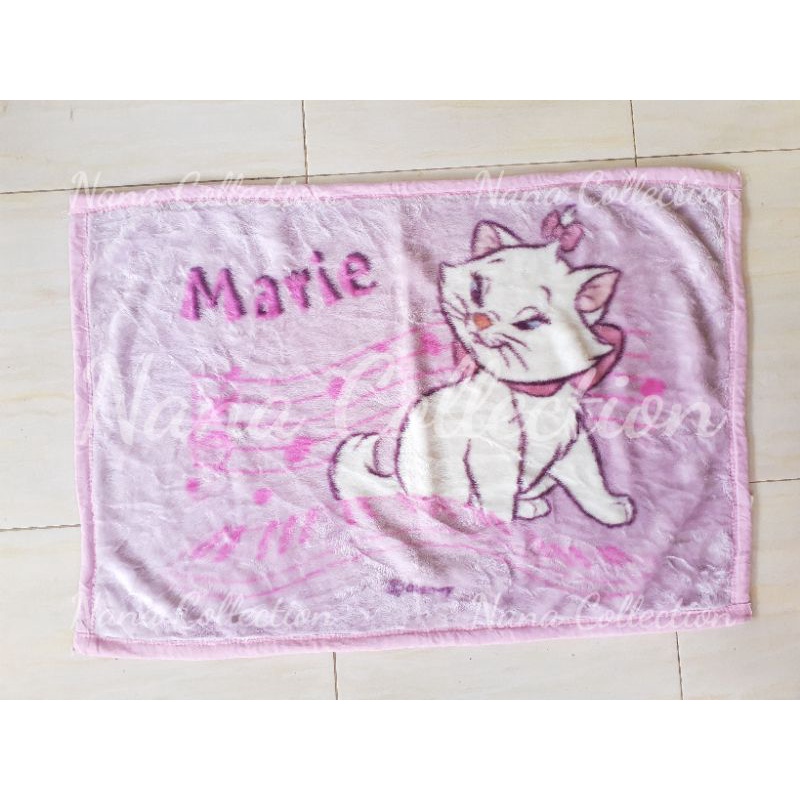 Selimut Karakter : Marie Cat, Care Bears, Kuroneko, Peach