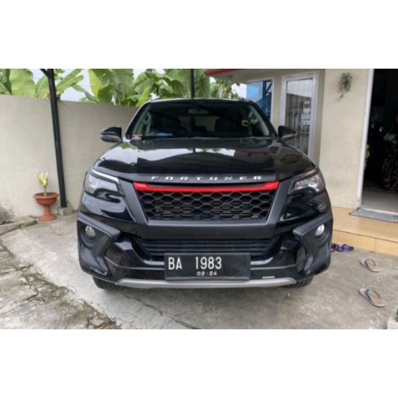 Grill thitum all new fortuner VRZ SRZ TRD G 2016-2019 list Merah