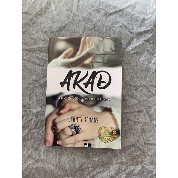 Novel Preloved Akad