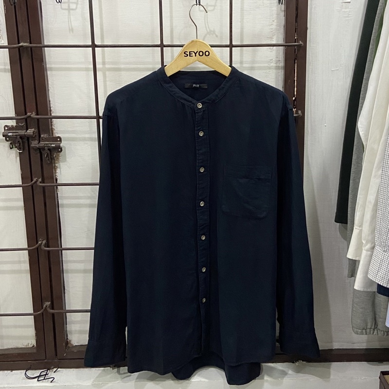 KEMEJA UNIQLO SHANGHAI NAVY SECOND