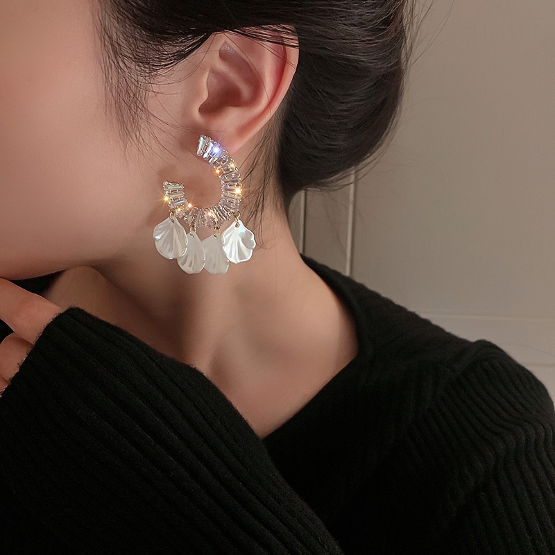 Anting Tusuk Gantung Bentuk C Hias Zircon Gaya Koreamewahelegan Untuk Wanita