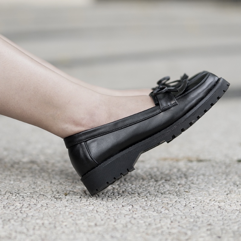 Sepatu Pantofel Wanita Formal/Kantor Sepatu Slip-On Docmart |MNM x Lvnatica| VICTORIA BLACK