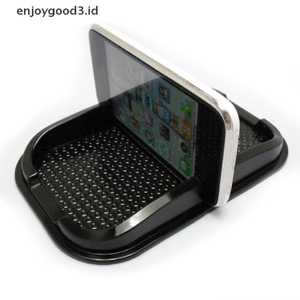 Pad Holder GPS / Handphone Anti Slip Bahan Silikon Untuk Dashboard Mobil