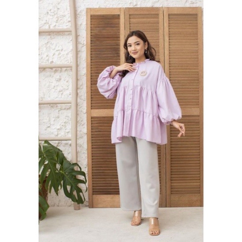 Wearing Klamby lana blouse XL PL