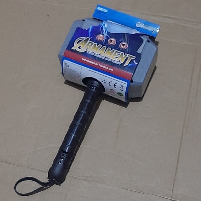 MAINAN ANAK PALU THOR HAMMER SUPERHERO AVENGERS PALU TOR AVENGER NYALA DAN SUARA SENSOR GETAR