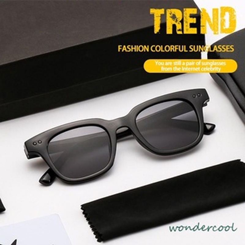 1 Pcs Korea Kacamata Hitam Wanita Kacamata Anti Radiasi Blueray Warna Permen Uniseks Sunglasses-Won