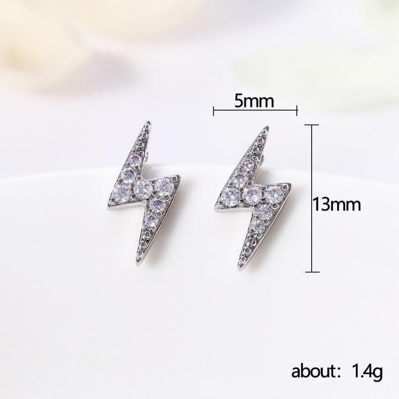 Anting Stud Zircon Bentuk Petir Mini Gaya Hip Hop Untuk Pria