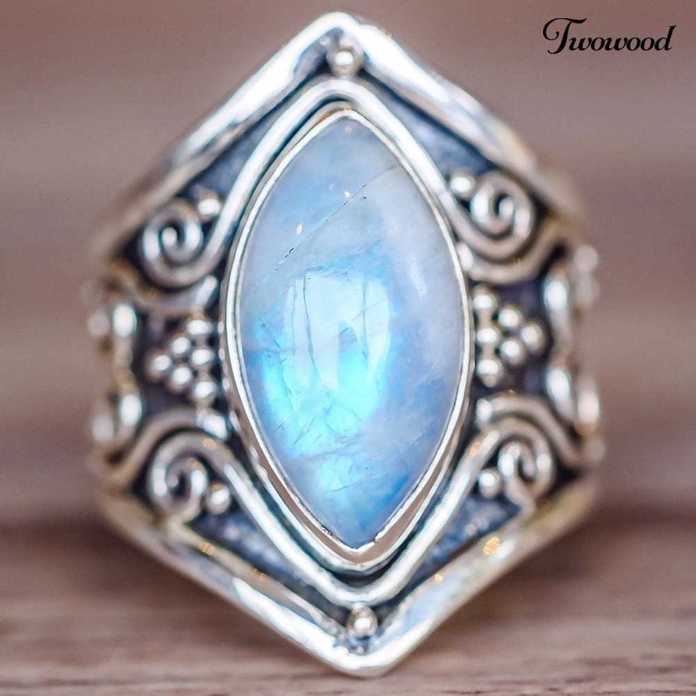 Cincin Wanita Bentuk Geometris Aksen Moonstone Gaya Vintage Untuk Pesta Pernikahan