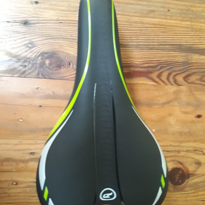 SADEL SADLE SADDLE JOK ODESSY SEPEDA LIPAT / MTB / BMX / SADEL SADLE SADDLE JOK ODESSY BEST PRODUK