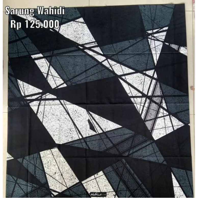 Sarung Wahidi Rabbani - Sarung Rabbani Palestine - Sarung Palestina Rabbani - Sarung Hitam Putih Rab