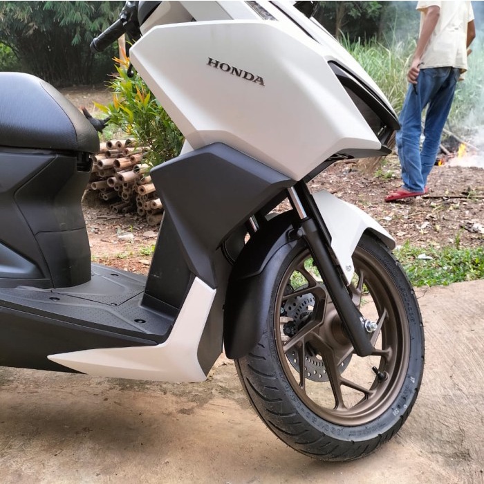 Spakbor Motor Sambungan Spakbor Depan Vario 160