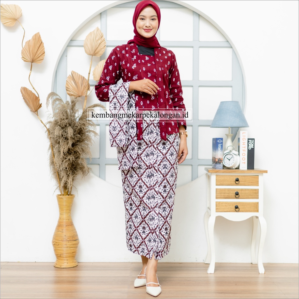 SETELAN KEBAYA JUMPUTAN (FREE SELENDANG)