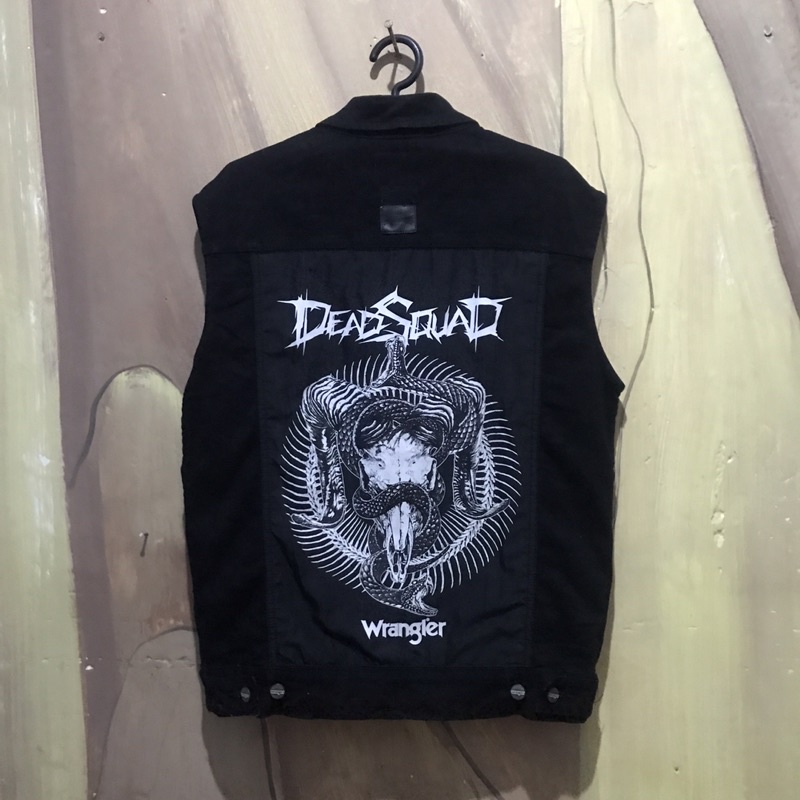 Vest Deadsquad X Wrangler 100% Original (Error Tag belakang terbalik)