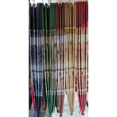 GORDEN TIRAI PONI TEMPEL