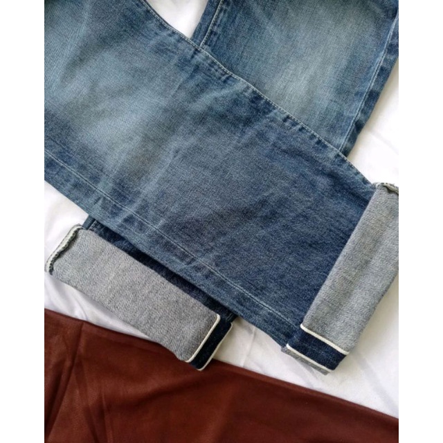 SELVEDGE AG ADRIANO GOLDSCHMIED