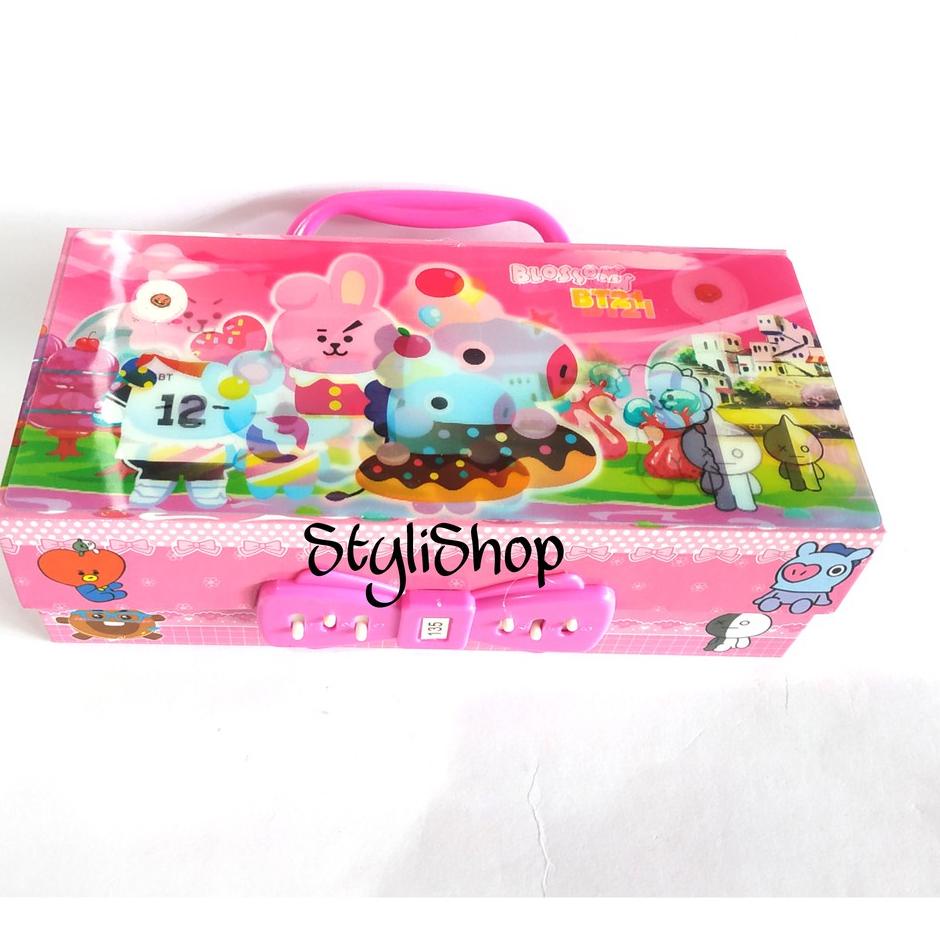 

Flash Voucher Kotak Pensil 3D dengan Kode/Sandi Motif Anak, Tempat Alat Tulis Tingkat 3 Karakter