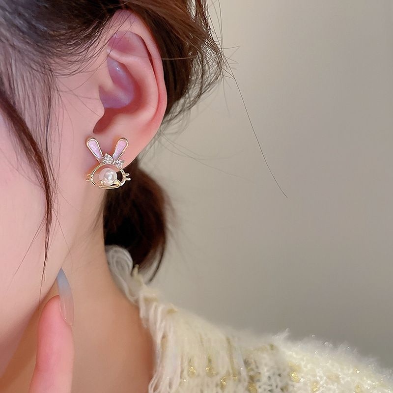 Anting S925 Silver Needle Bentuk Kelinci Aksen Mutiara Bahan Zirkon Warna Pink Gaya Korea Untuk Wanita