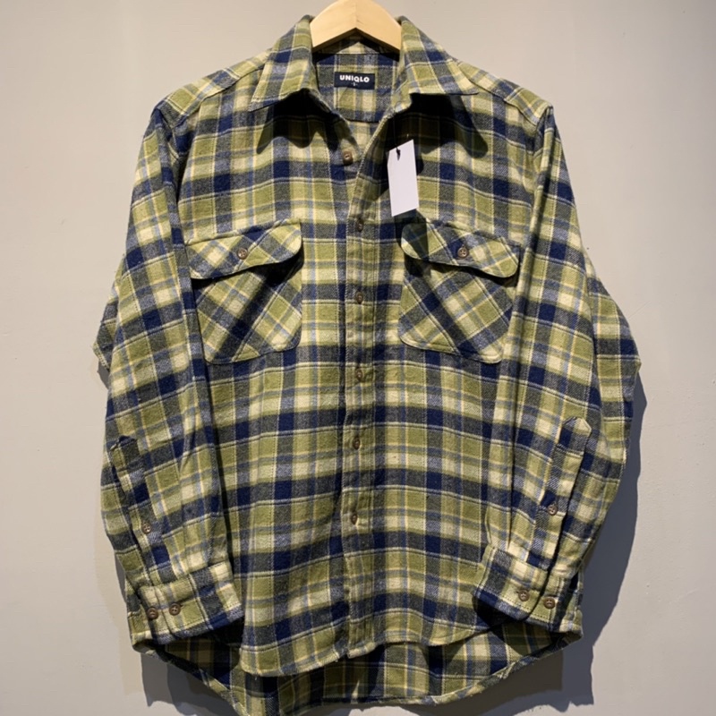 UNIQLO PLAID FLANEL SHIRT