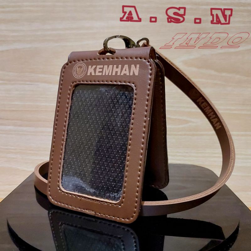 

Id Card Kulit Lipat Magnet KEMHAN Id Card Kulit KEMENHAN Lipat