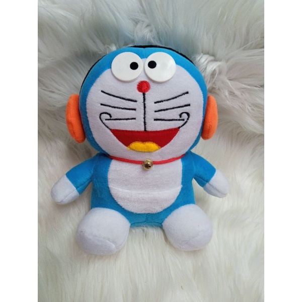 Boneka doraemon ukuran 25 cm