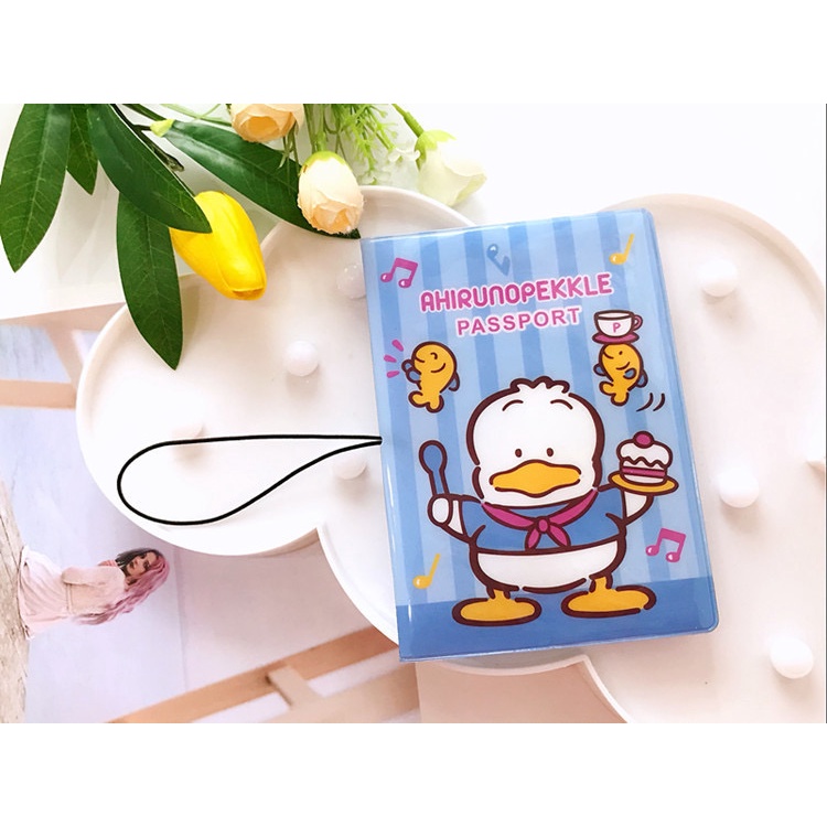 NAOMI -  Takashi Passport Holder Motif Anak Cartoon Sanrio - Passport Cover - Passport Case - Passport Wallet - Sampul Buku Passport - Pembungkus Passport - Plastik Bungkus Paspot Karakter Anak Sanrio Japan Paspor