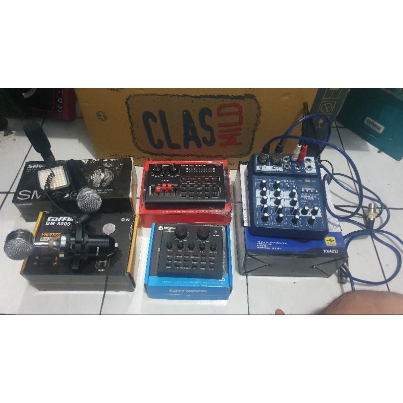 Peralatan Broadcast dan Karaoke Rumahan