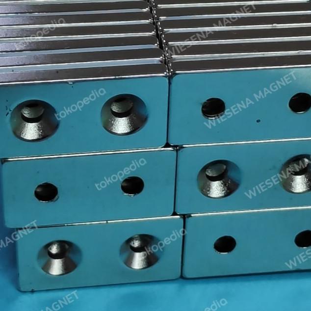 Magnet Neodymium 40x20x5mm (hole 10/5mm) N52