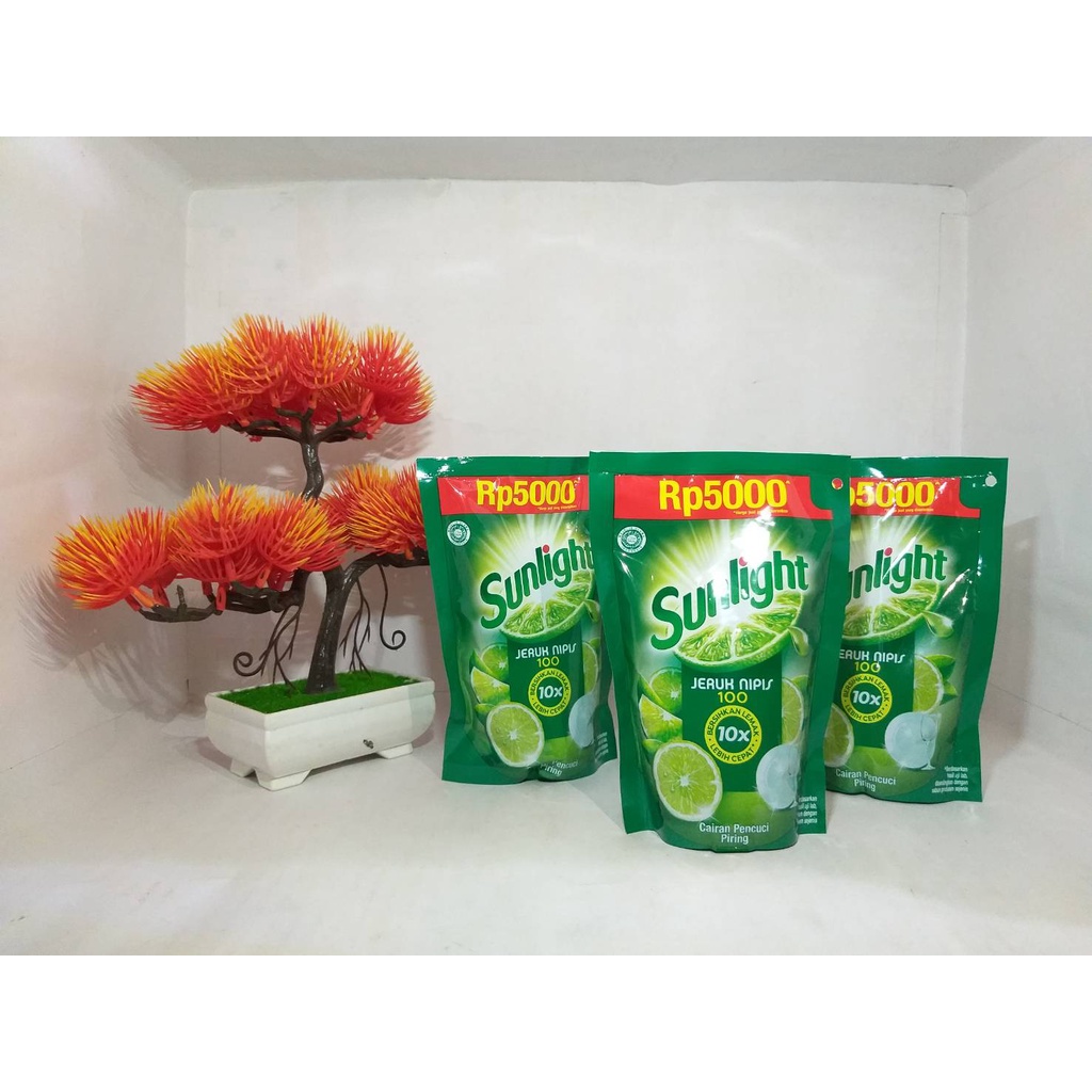 Sunlight Cairan Cuci Piring Dish Wash Lime Sabun Pencuci Jeruk Nipis Refill 210ml