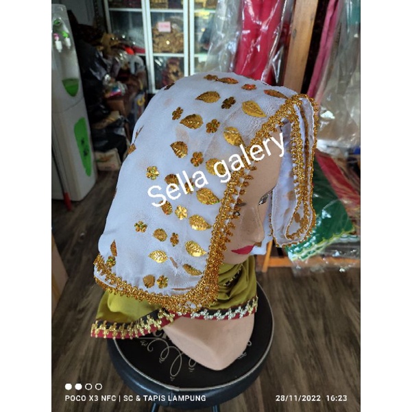 tuguk mantor maduaro putih gold Mote segiempat