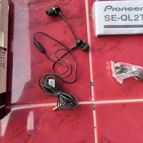 Pioneer Earphone In Ear SE-QL2T QL2 Ekstra Bass - Merah