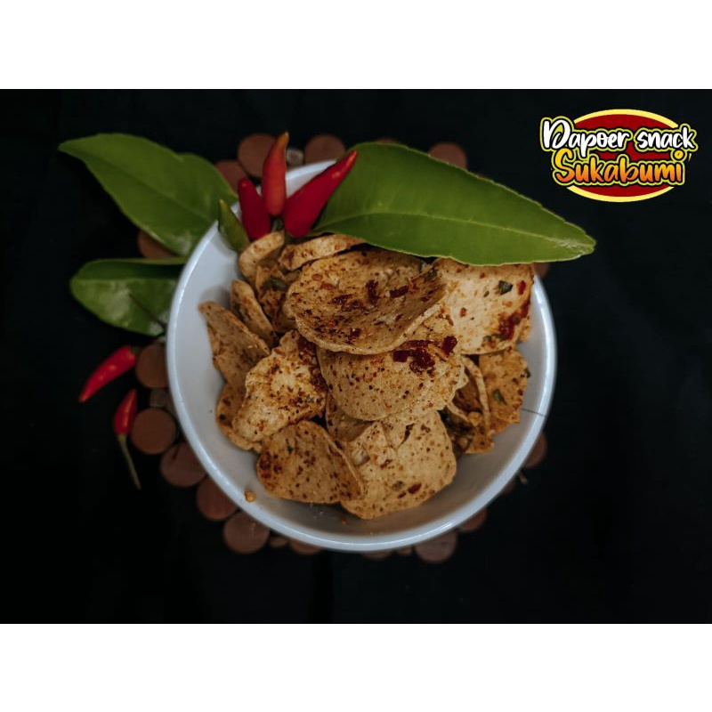 

basreng pedas daun jeruk coin 250gr