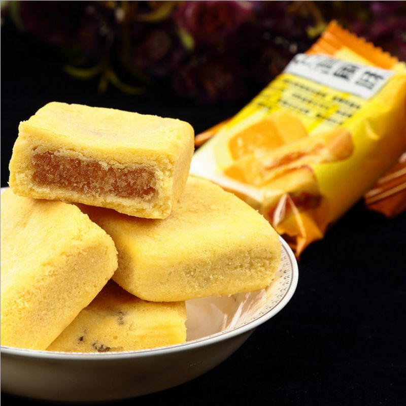 Kue Nanas Taiwan/ Taiwan Pineapple Tart  ready isi 10 pcs