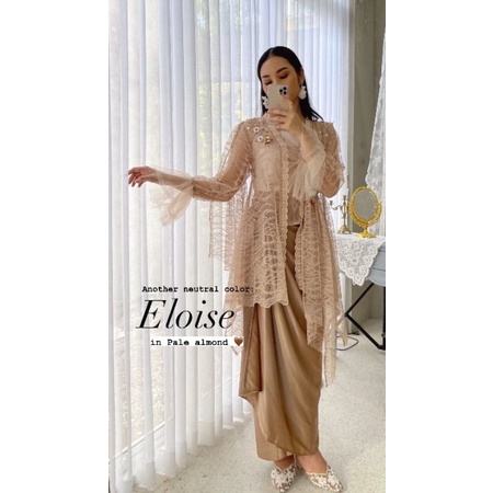 SEWA KEBAYA JALEELA WISUDA GRADUATION LAMARAN