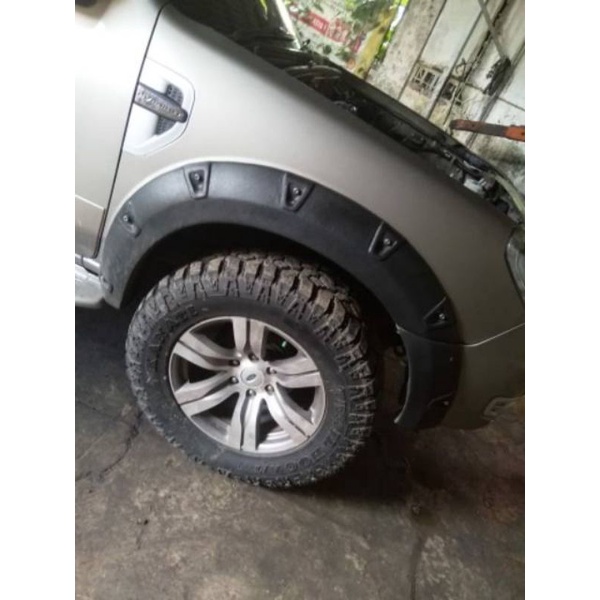 FENDER FORD EVEREST 2008 BERKUALITAS