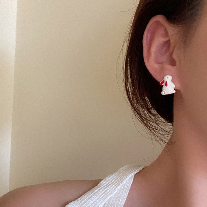 Anting Tusuk Asimetris Model Kelinci Hati Merah Lucu Untuk Wanita / Musim Gugur / Dingin