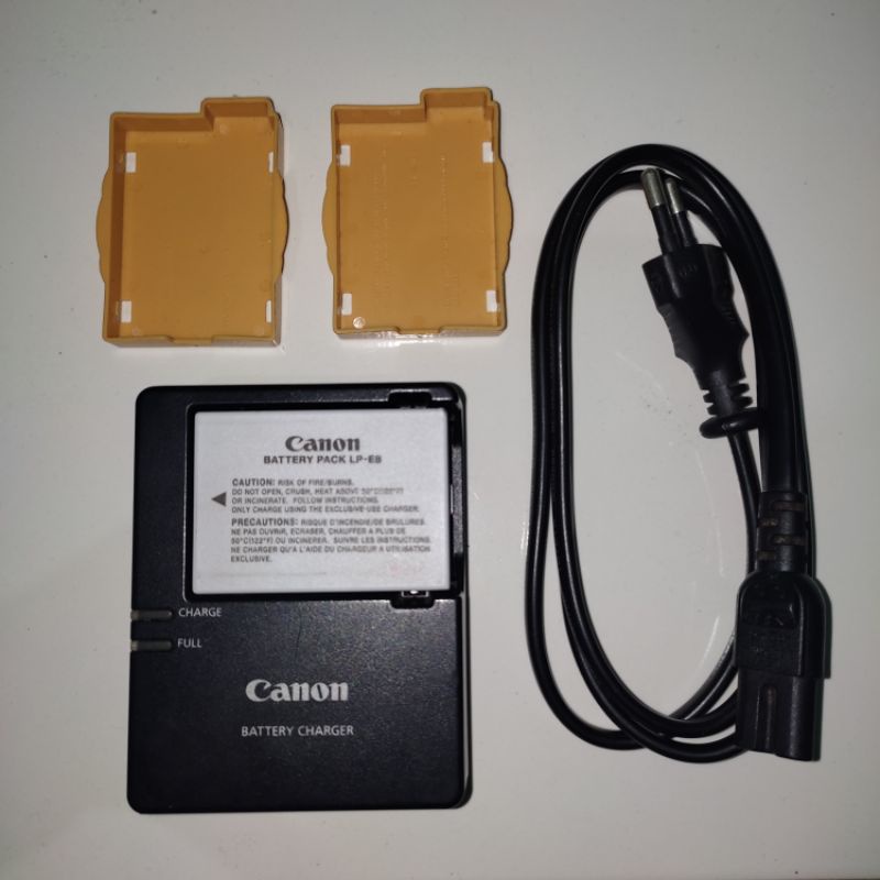 Charger dan Baterai Canon 550D 600D 650D 700D (Original 100%)