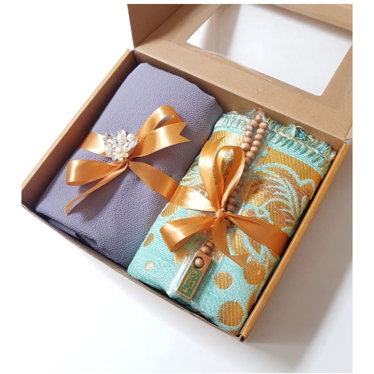 

SET HADIAH PERKAWINAN HAMPERS LIMITED EDITION PAKET SAJADAH TURKI + PASHMINA HIJAB KADO