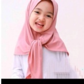 Jilbab Segitiga Instan Anak Almera Jersey