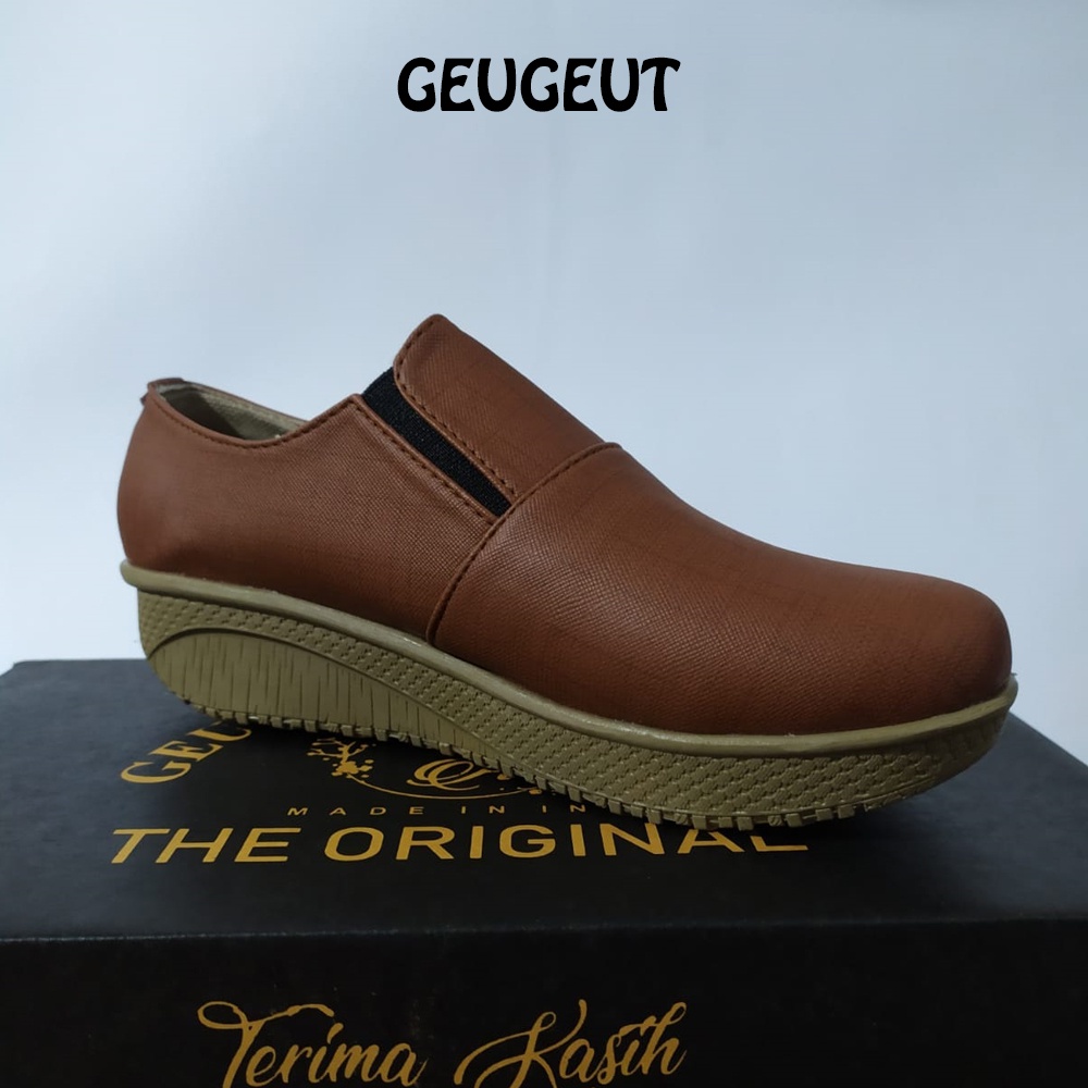 GEUGEUT SEPATU WANITA KUALITAS IMPORT KOREAN TREND WARNA COKLAT