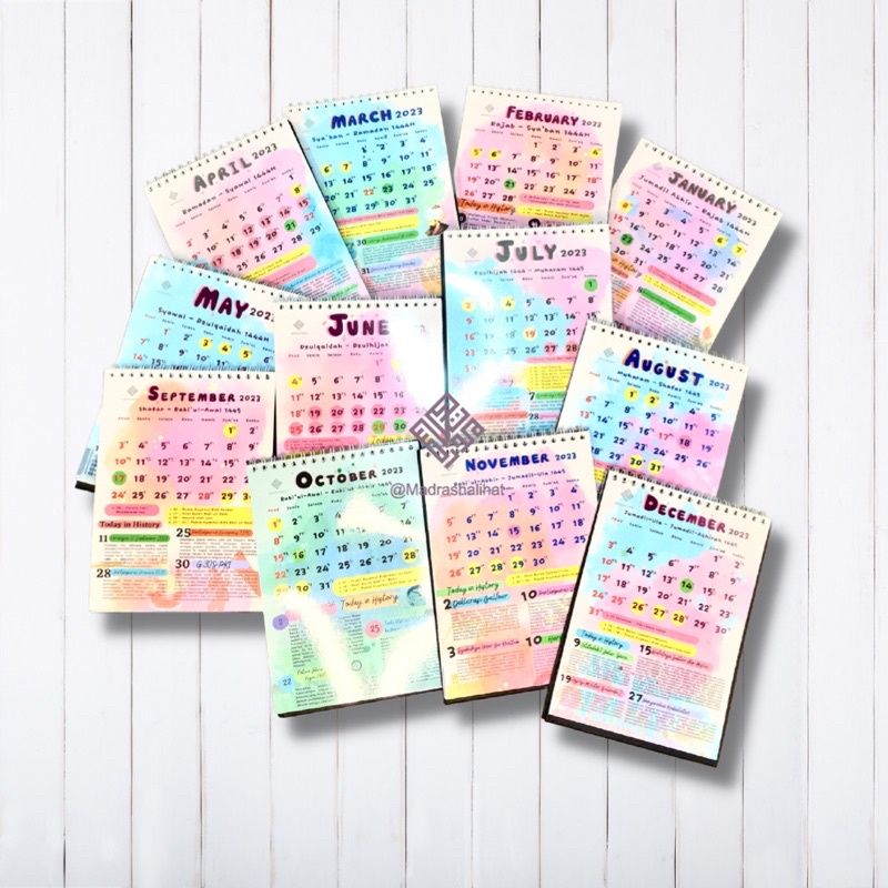 

KALENDER MEJA 2023 AESTHETIC