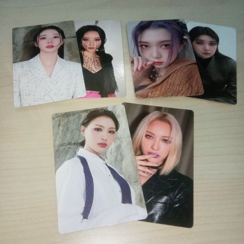 [READY] DREAMCATCHER APOCALYPSE: FOLLOW US SIYEON SUA DAMI POB SAVE US KTOWN ASU AFU PC PHOTOCARD