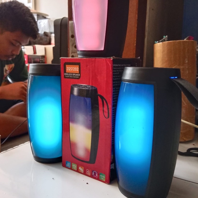 SPEAKER ZQS1202 WIRELESS BLUETOOTH MULTIFUNGSI