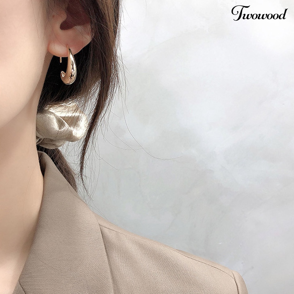 1 Pasang Anting Bentuk Water Drop Warna Solid Untuk Wanita