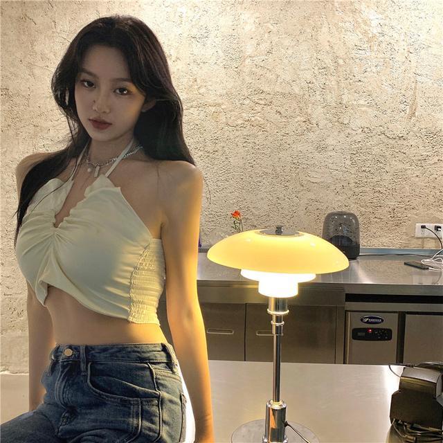 Red Gadis-gadis pelajar seperti susu ~ Rencana retro Prancis Korea terlihat kurus dan kamisol pendek seksi V-neck terbungkus dada dan pusar terbuka