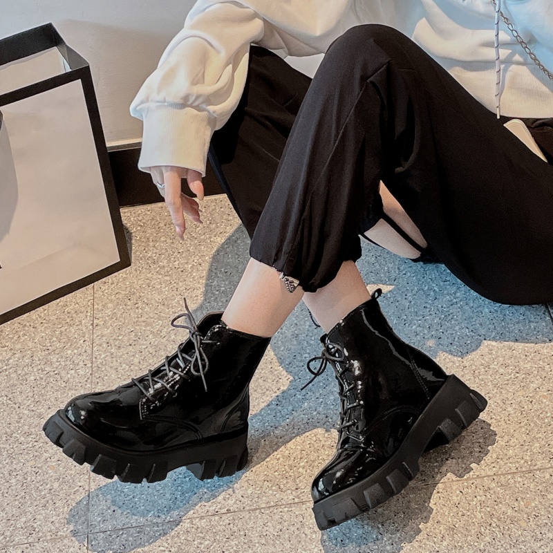 Sepatu Ankle Boots Wanita Cewek Import Korea Bot Martin Tali Kulit Paten Sol Karet Murah Hitam Black Platform Booties - Ukuran 35 36 37 38 39 40