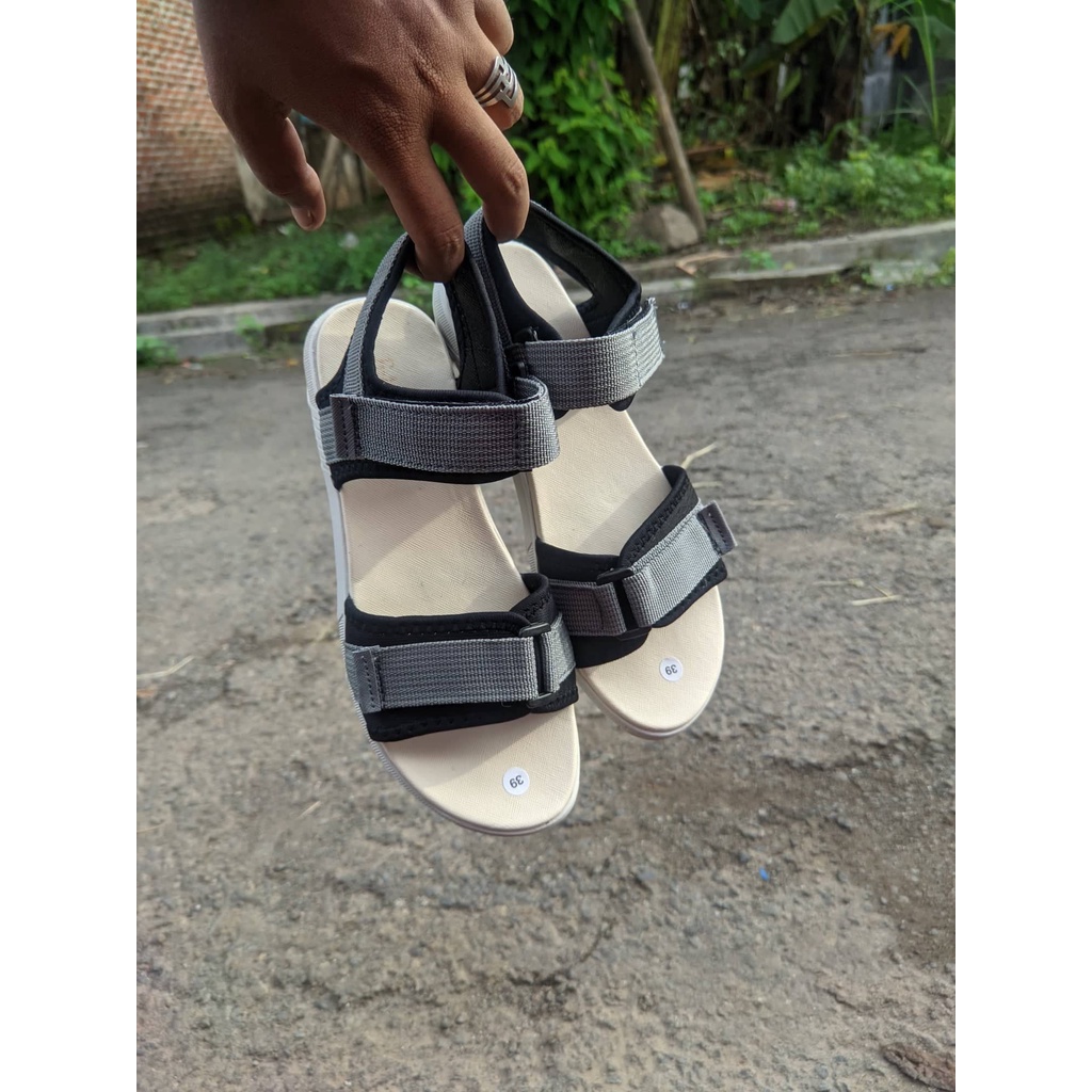 SANDAL GUNUNG KOREA STYLE KEKINIAN SENDAL TALI BELAKANG VELCRO ADVENTURE HIKING OUTDOOR